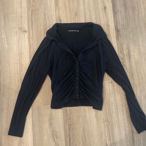 Cotton collared button down crop top (black)